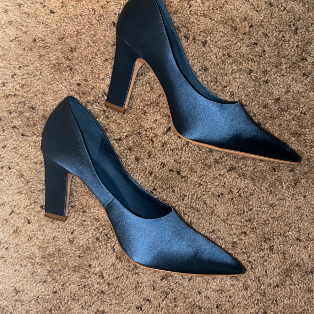 Zara Basic Collection Heels - Picture 2 of 4
